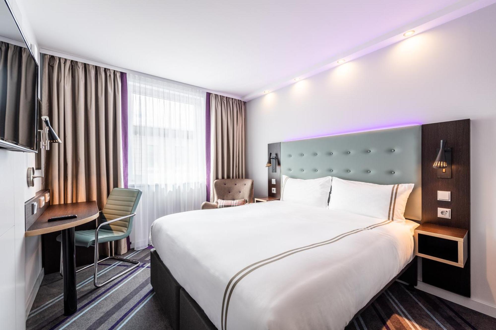 Premier Inn Hamburg City Millerntor Екстериор снимка