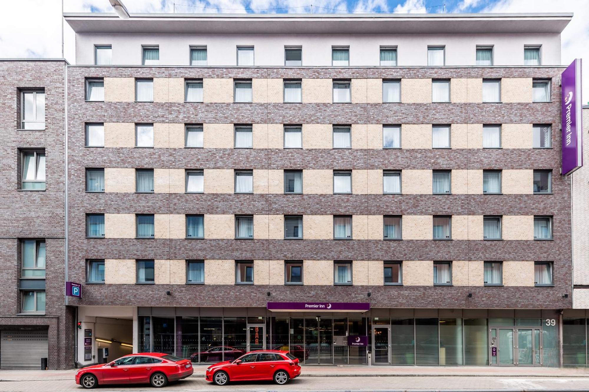 Premier Inn Hamburg City Millerntor Екстериор снимка